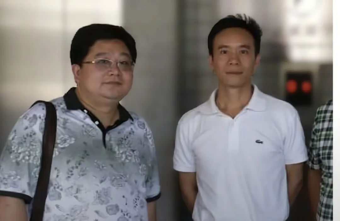 左为刘一周,右为张河清